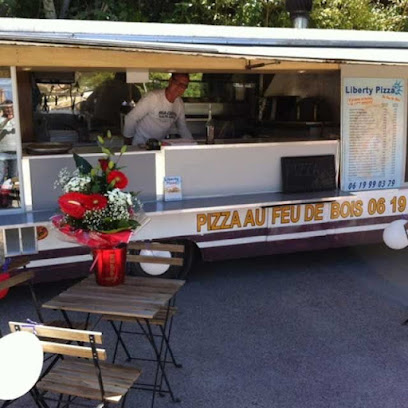 Pizza de Liberty Pizza à Six-Fours-les-Plages